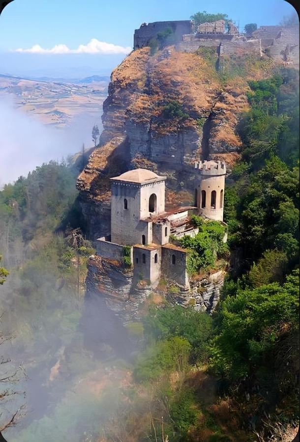 Casa Vacanze Penelope Trapani Zewnętrze zdjęcie